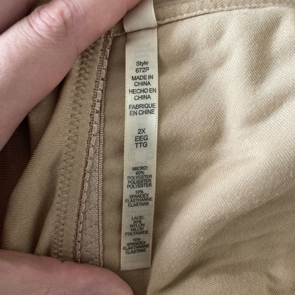 Rhonda Shear Pin Up Style Lace Trim Beige Bra - Picture 4 of 6